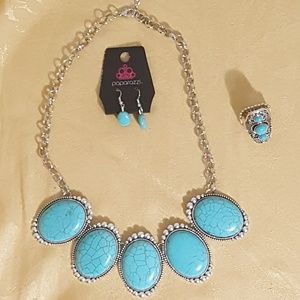 NWOT  Turquioise Necklace Earrings & Ring